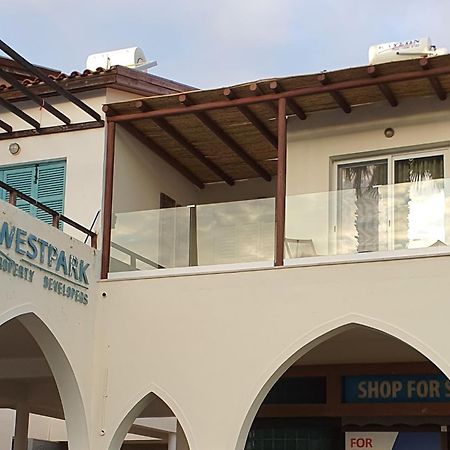 Poseidon'S Limnaria Apartment Paphos Rom bilde