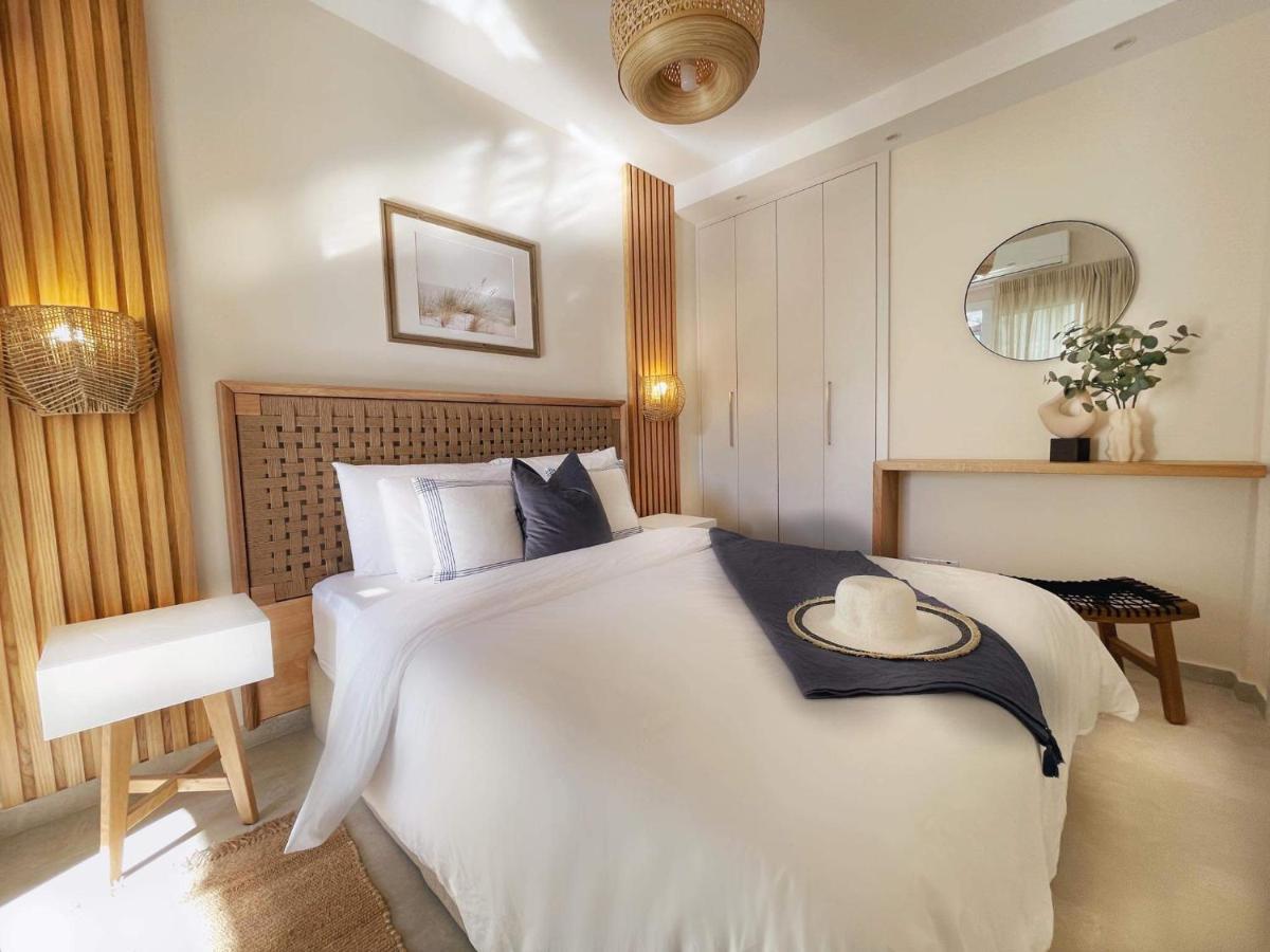 Poseidon'S Limnaria Apartment Paphos Eksteriør bilde